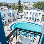לינה וארוחת בוקר Dreams Bodrum Hotel
