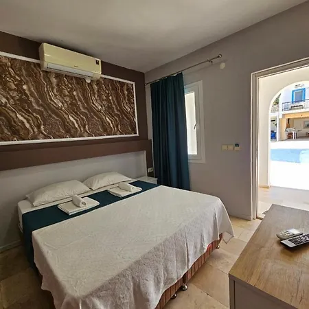 לינה וארוחת בוקר Dreams Bodrum Butik Hotel 3*