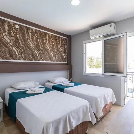 Bed & Breakfast Dreams Bodrum Butik Hotel 3*